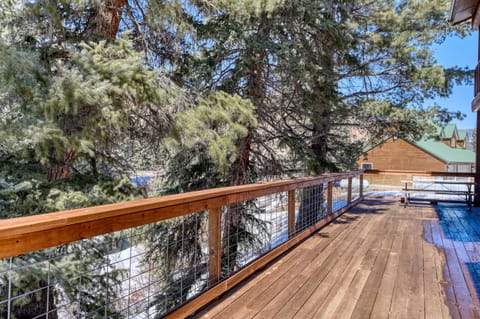 Hidden Springs House in South Fork