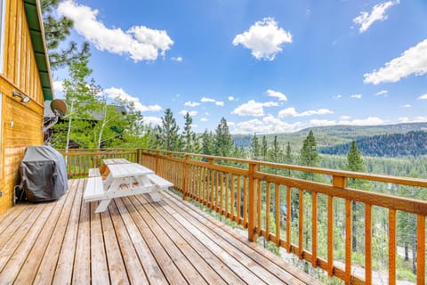 Ridgeline Panorama House in Truckee