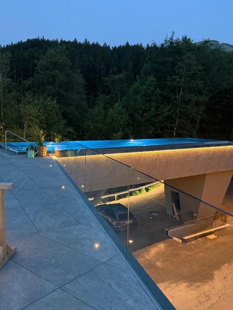 Garden, Swimming pool