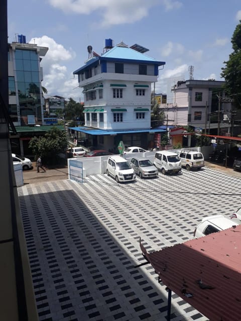 Nearby landmark, Neighbourhood