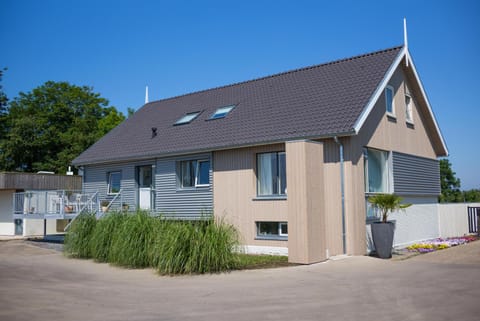 Property building, Street view
