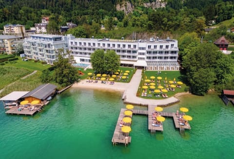 Property building, Natural landscape, Beach, Lake view, sunbed