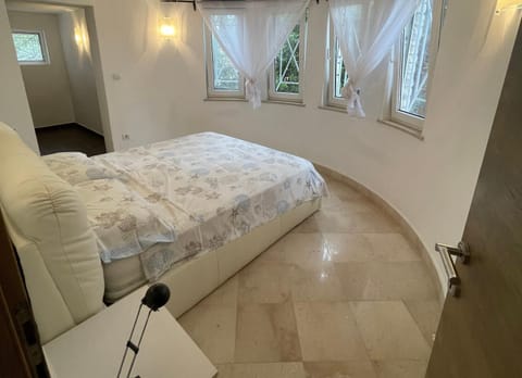 Villa Cube Apartment in Premantura