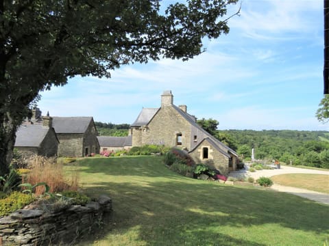 Property building, Summer, Garden, On site