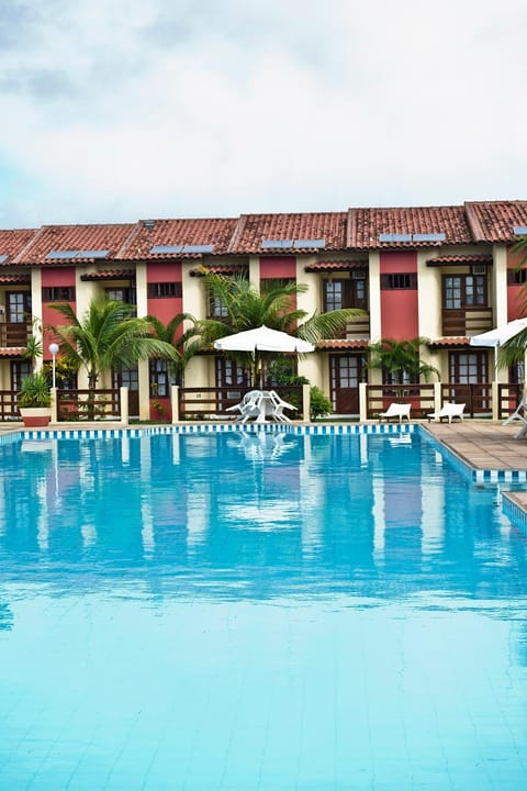 Property building, Day, Swimming pool, Swimming pool