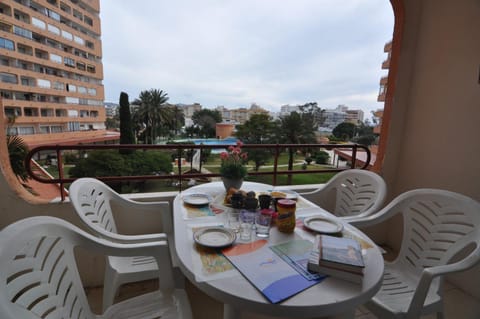 Property building, View (from property/room), Balcony/Terrace, Dining area