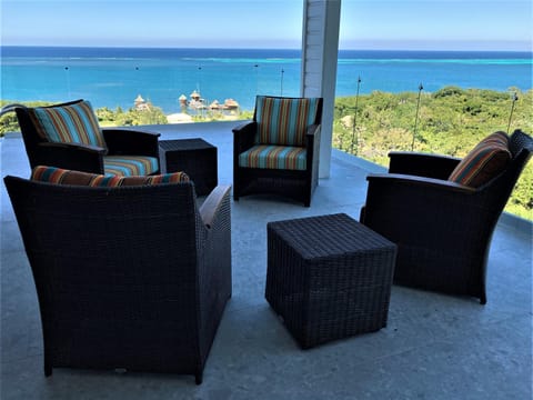 Balcony/Terrace, Decorative detail, Sea view