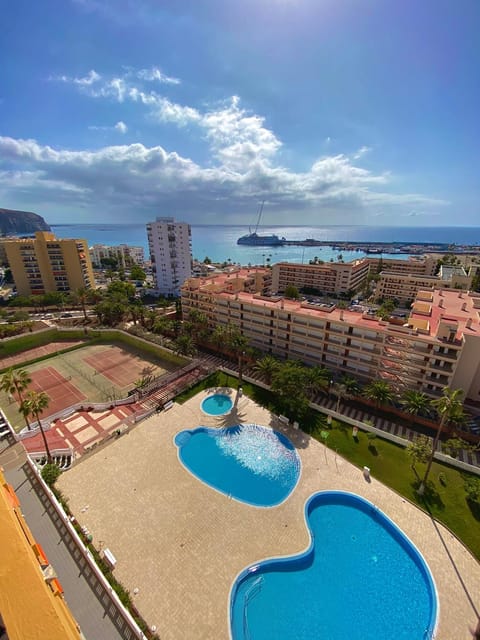 Natural landscape, Balcony/Terrace, Beach, City view, Pool view, Sea view, Swimming pool, Swimming pool