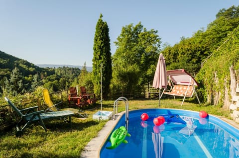 Property building, Swimming pool, Swimming pool