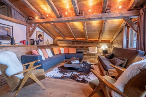 Authenthic Chalet Ski on Les Houches Chamonix Apartment in Les Houches