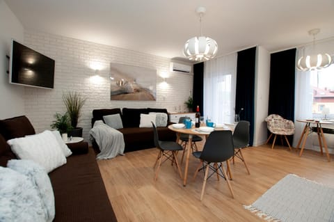 Apartament IKAR ul. Grunwaldzka blisko morza Apartment in West Pomeranian Voivodeship, Poland