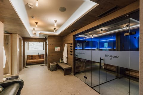 Sauna, Spa and wellness centre/facilities