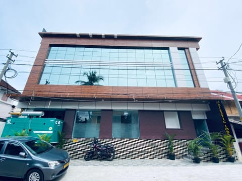 Property building, Facade/entrance