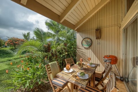 Pali Ke Kua #4 Apartment in Princeville