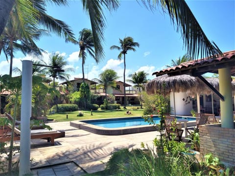 Property building, Garden, Swimming pool, Swimming pool