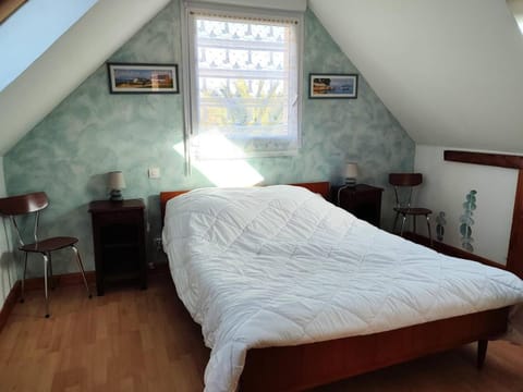 Maison à 200m de la plage avec jardin clos sur l'ILE GRANDE - Réf 283 Villa in Brittany