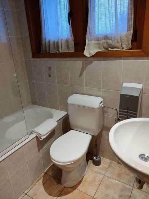 B&B La Seigneurie Bed and Breakfast in Les Gets