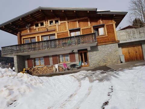 B&B La Seigneurie Bed and Breakfast in Les Gets