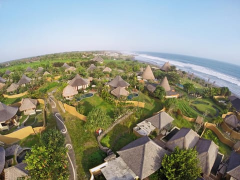 Property building, Nearby landmark, Day, Natural landscape, Bird's eye view, Beach, Sea view