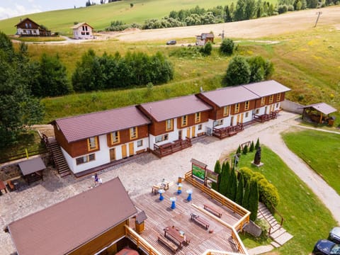 Property building, Spring, Neighbourhood, Natural landscape, Bird's eye view, Garden, Garden view, Street view