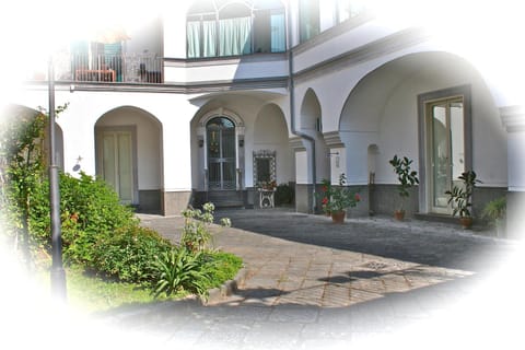 Property building, Patio, Garden, Garden view, Garden view