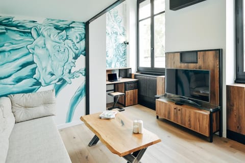 TV and multimedia