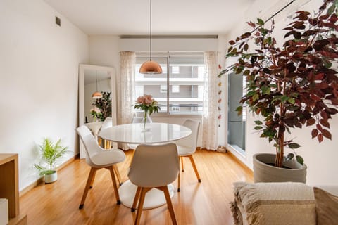 Dining area, City view