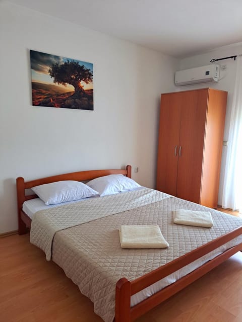 Lazorja Rooms Bed and Breakfast in Ulcinj Municipality