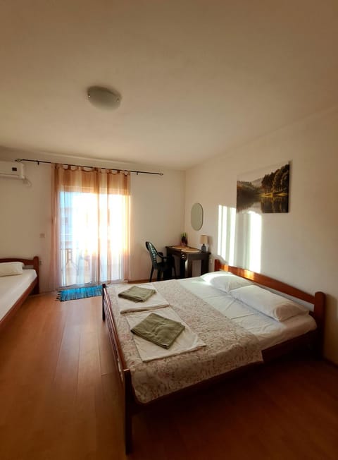 Lazorja Rooms Bed and Breakfast in Ulcinj Municipality