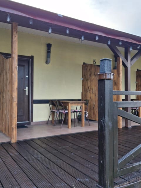 Leśny dworek - pokoje nad jeziorem Farm Stay in Pomeranian Voivodeship