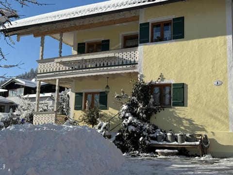 Ferienwohnung Burghartswieser inkl. Chiemgaukarte Apartment in Ruhpolding