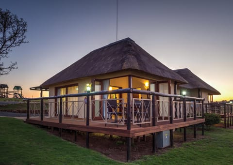 Property building, Patio, Natural landscape, View (from property/room), Sunrise, Sunset