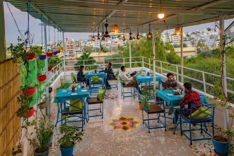 Restaurant/places to eat, Restaurant/places to eat, Day