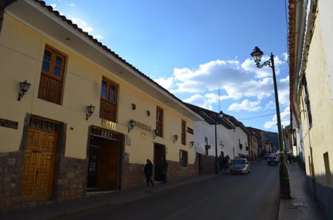 Property building, Facade/entrance
