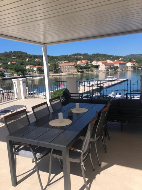 Apartments Barbaresko Apartment in Dubrovnik-Neretva County