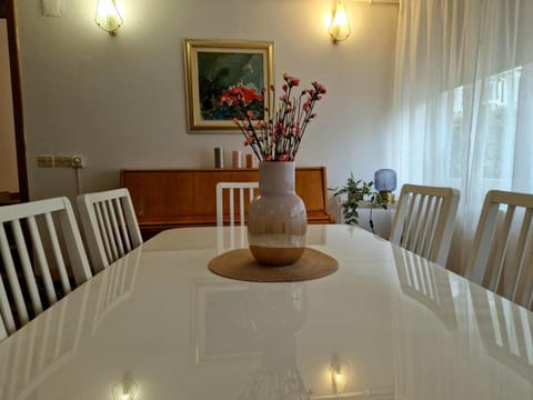 Apartments Barbaresko Apartment in Dubrovnik-Neretva County