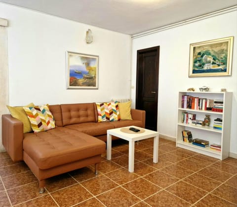 Apartments Barbaresko Apartment in Dubrovnik-Neretva County
