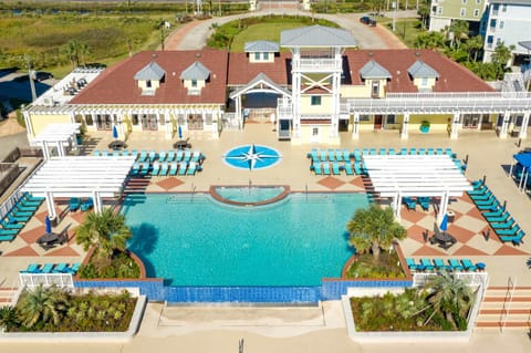 Sunset Vista - Heated Pool, Lazy River, 2 x Hot Tubs! House in Galveston Island