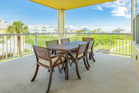 Sunset Vista - Heated Pool, Lazy River, 2 x Hot Tubs! House in Galveston Island