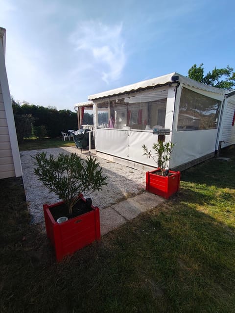Patio, BBQ facilities, Garden, Garden view