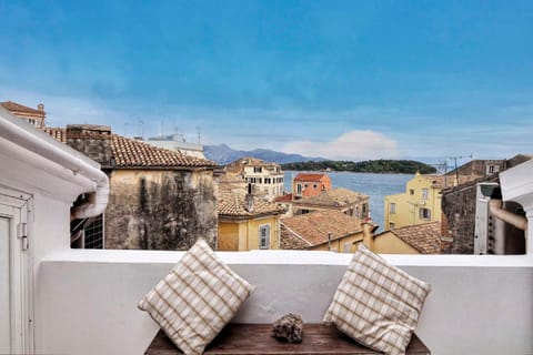 Neighbourhood, Balcony/Terrace, City view, Sea view