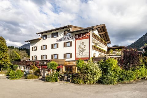 Property building, Spring