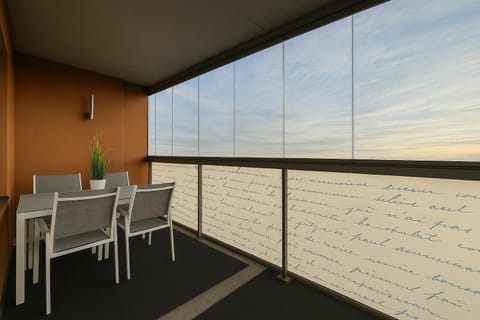 City Home Finland Panorama Suite - New Luxury Suite with Own SAUNA, One Bedroom, Spacious Balcony with City Views and Great Location next to Nokia Arena Apartment in Finland