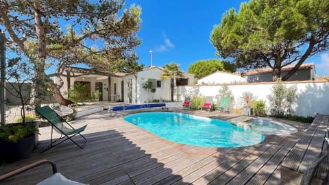 Patio, Natural landscape, Garden, Garden view, Pool view, Swimming pool, sunbed