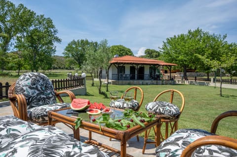 Property building, Dining area, Inner courtyard view