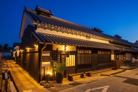 Property building, Sunset