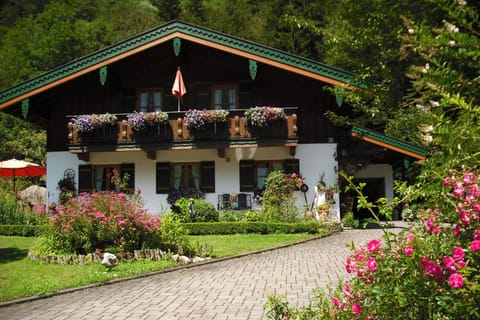 Ferienwohnung Hinterreiter inkl. Chiemgaukarte Apartment in Ruhpolding
