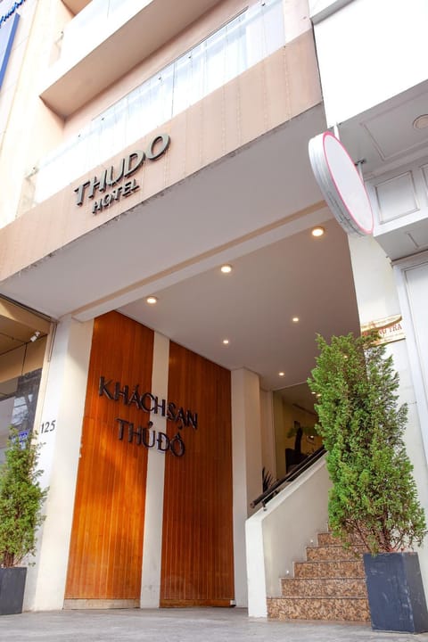 Facade/entrance, Property logo or sign, Street view