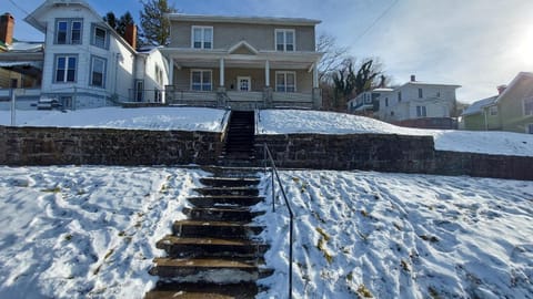 Property building, Day, Winter