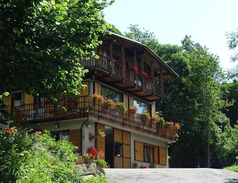 la finestra sul Monviso Apartment in Piedmont